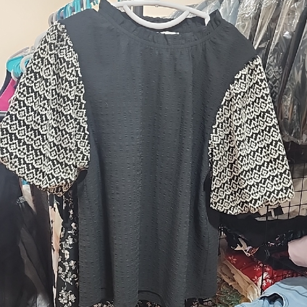 THML Black and White Relaxed Boxy Blouse